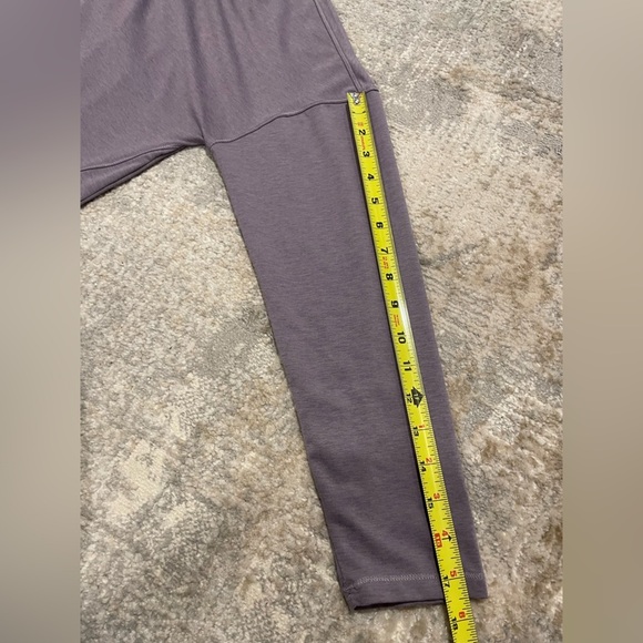 Apana Cowl Neck Soft Yoga Top Violet Purple Size Medium Loose Comfort EUC - Picture 10 of 11